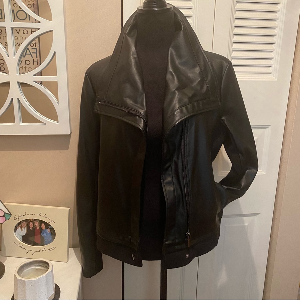 🛑SOLD🛑Bagatelle BLACK Faux Leather Envelope Jacket Size Large